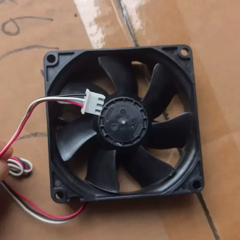 08025SA-24R-BL NMB fan 24V 08025SA-24R-BL NMB fan 24V