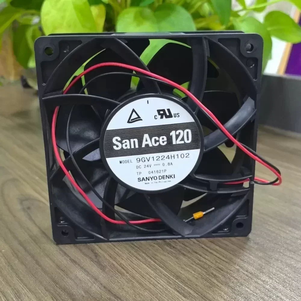 9GV1224H102 Sanyo SanAce120 24V 0.8A fan 9GV1224H102 Sanyo SanAce120 24V 0.8A fan