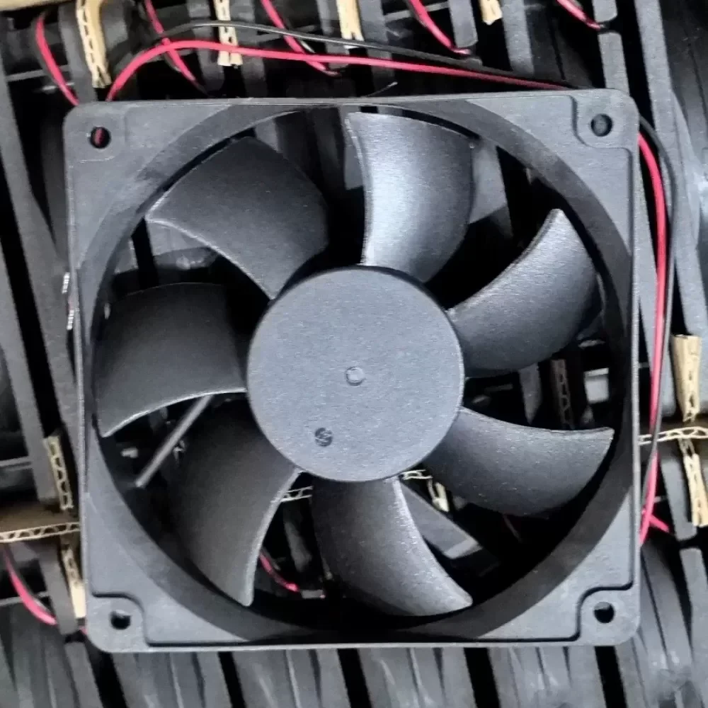 AD1212UB-A71GL ADDA DC brushless fan AD1212UB-A71GL ADDA DC brushless fan