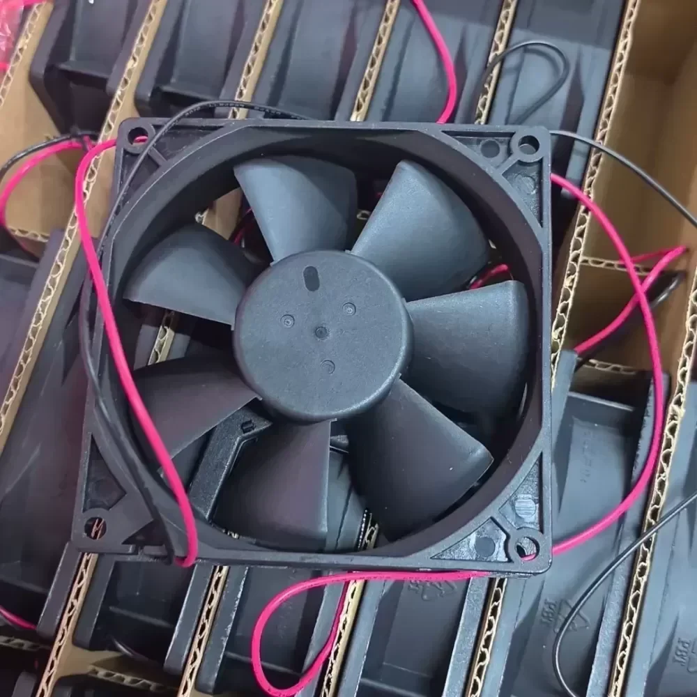 AFB0912HH Delta 12V 0.4A fan AFB0912HH Delta 12V 0.4A fan