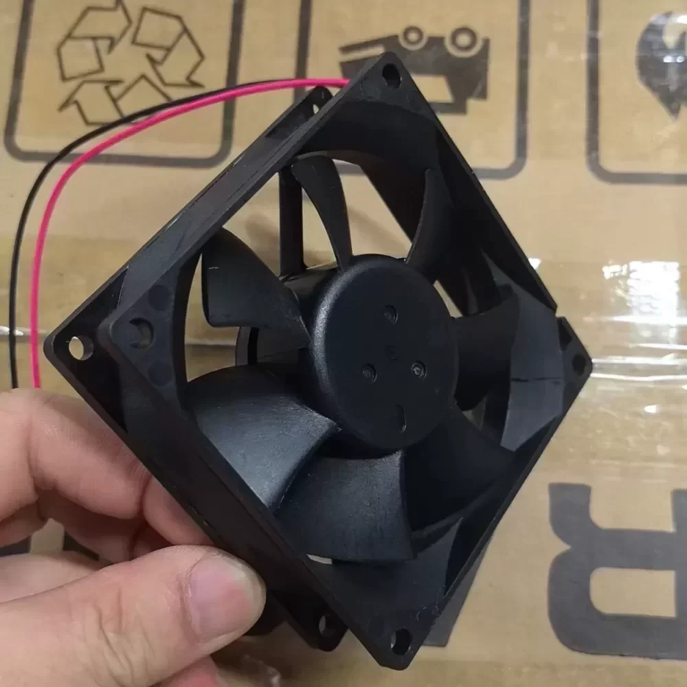 Delta AFB0824HH 8cm fan Delta AFB0824HH 8cm fan