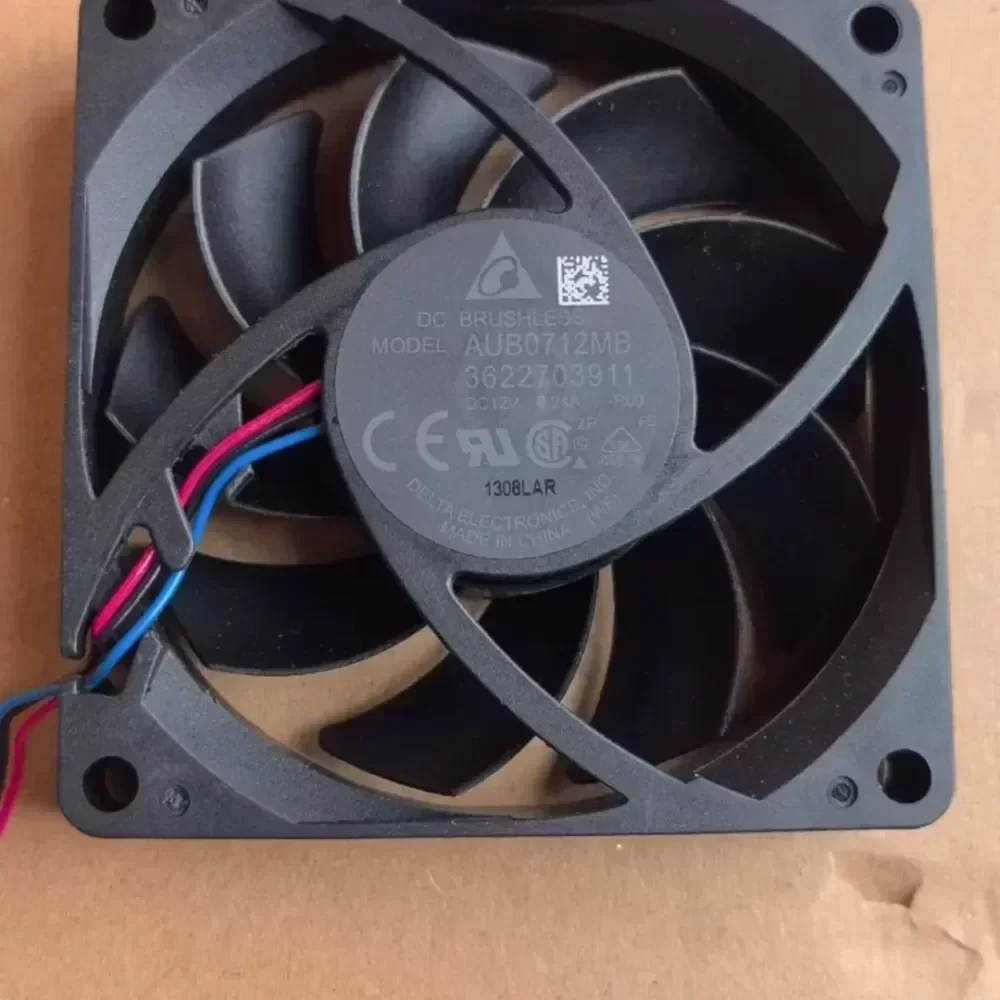 Delta AUB0712MB fan