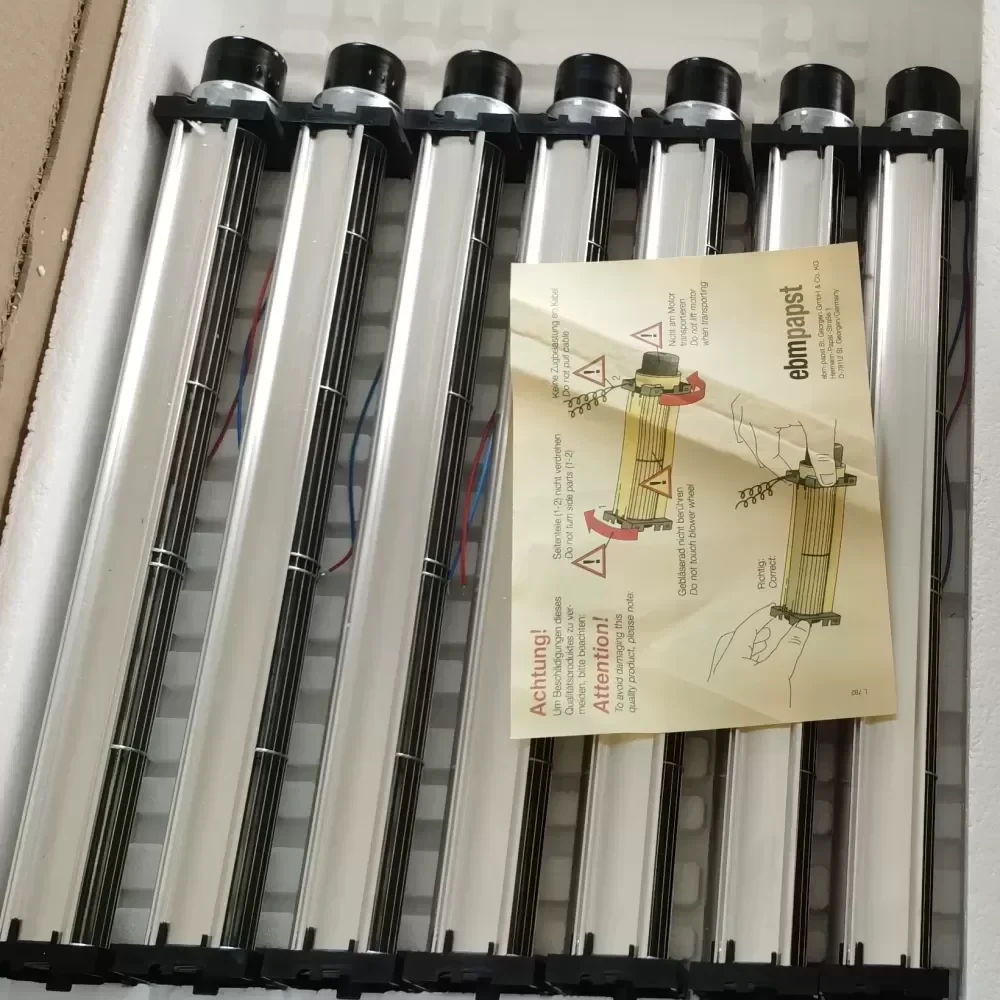 New QG030-353/14 ebmpapst 24V fan New QG030-353/14 ebmpapst 24V fan