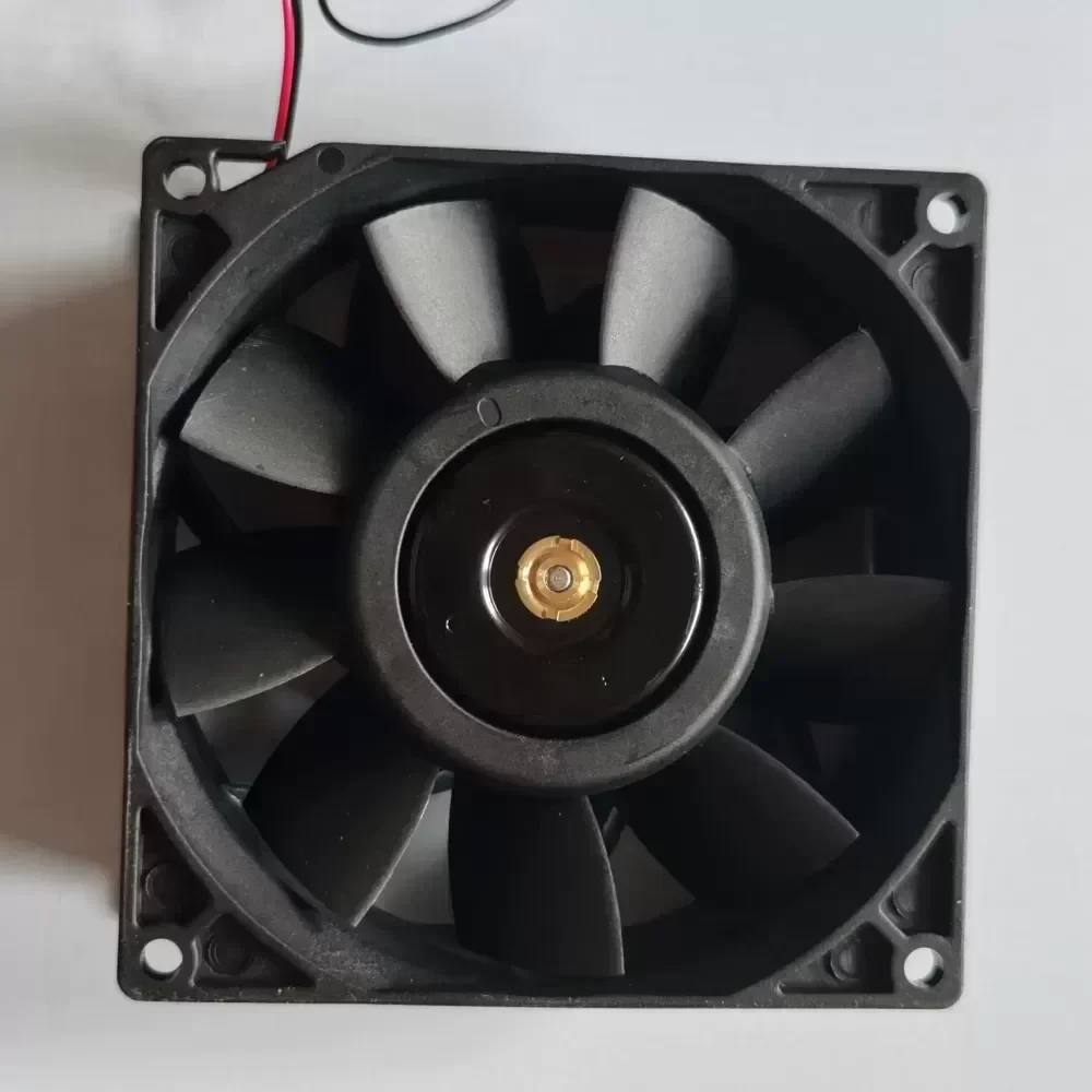 PFB0924UHE New Delta 9238/24V fan PFB0924UHE New Delta 9238/24V fan