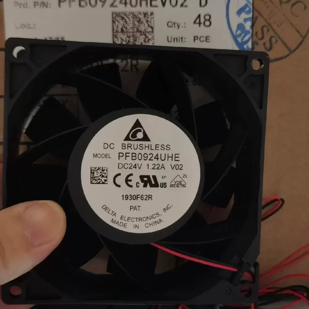 PFB0924UHE New Delta 9238/24V fan PFB0924UHE New Delta 9238/24V fan