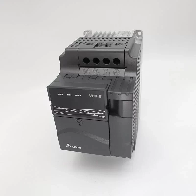 Delta VFD037E43A 460V/3P 3700W VFD with KPE-LE02 Panel 3-Phase Series VFD-E