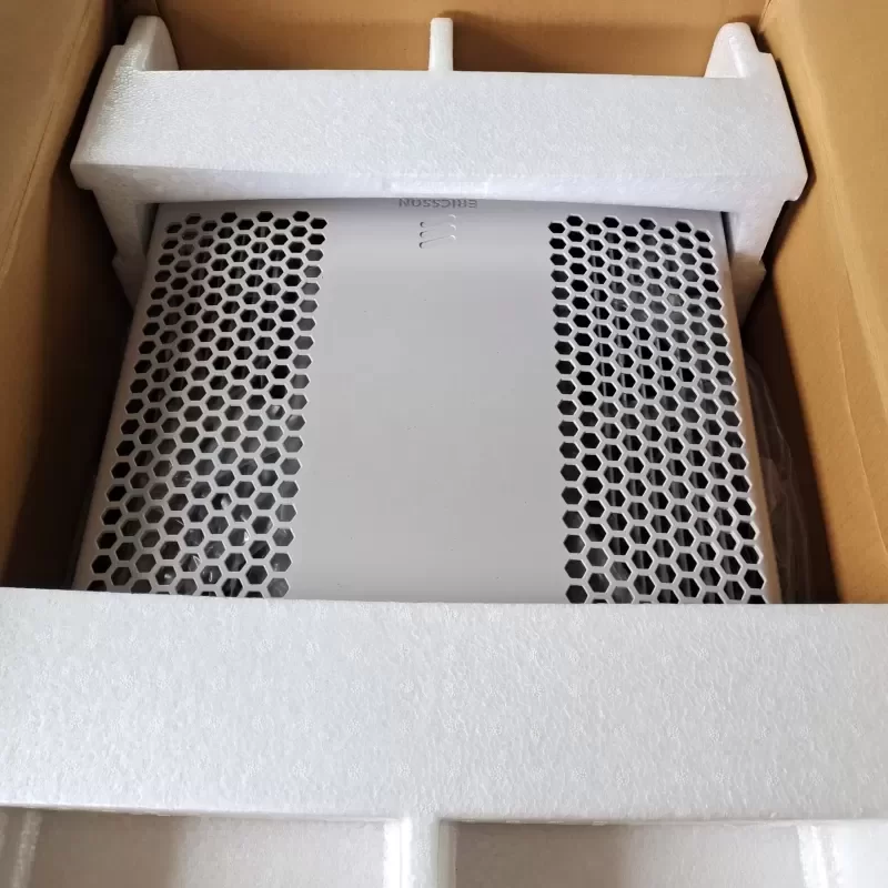 Ericsson RRUS 12 B3 KRC 161 282/2 RRUS 12 B3 Radio Unit Ericsson RRUS 12 B3 KRC 161 282/2 RRUS 12 B3 Radio Unit