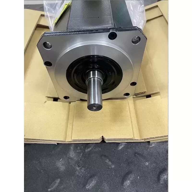 FANUC A06B-0128-B577#7000 AC Servo Motor FANUC A06B-0128-B577#7000 AC Servo Motor
