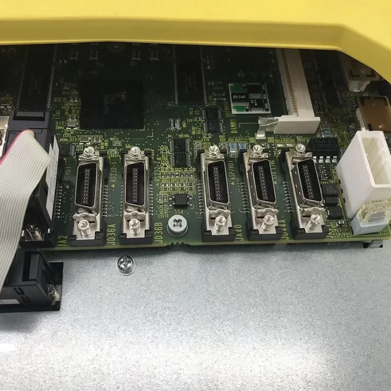 Fanuc Vertical System Controller Oi-TF A02B-0338-B520 Fanuc Vertical System Controller Oi-TF A02B-0338-B520