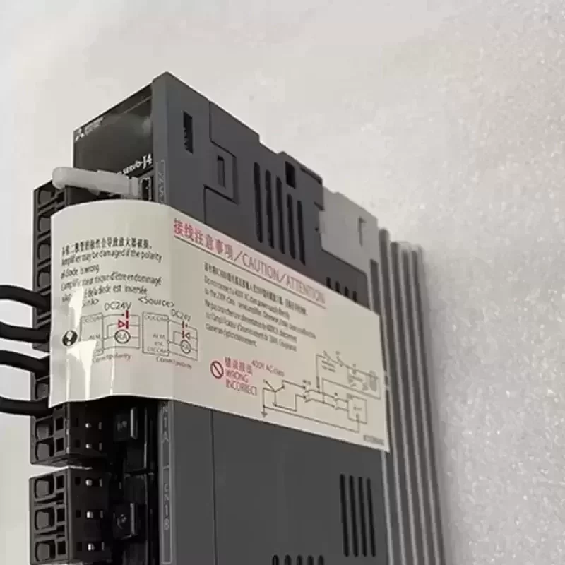 For Mitsubishi MR-J4-10B AC Servo Driver Amplifier Electrical Equipment For Mitsubishi MR-J4-10B AC Servo Driver Amplifier Electrical Equipment