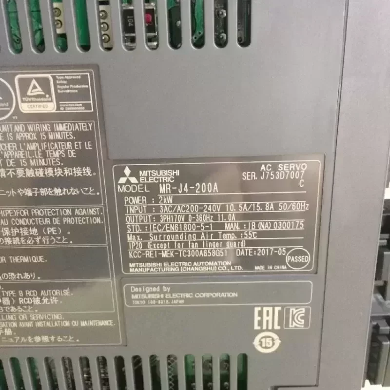 Mitsubishi MR-J4-200A 2000W Universal Interface Three-Phase AC Servo Motor Smart Mitsubishi MR-J4-200A 2000W Universal Interface Three-Phase AC Servo Motor Smart