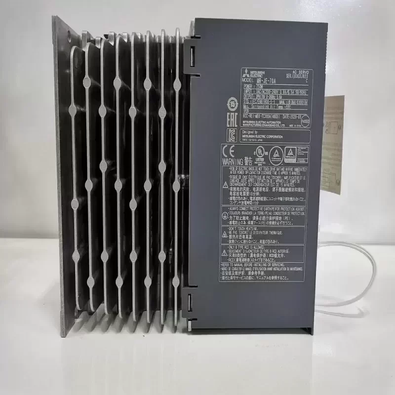 Mitsubishi MR-JE-100A Servo Driver High Performance Servo Motor Driver Mitsubishi MR-JE-100A Servo Driver High Performance Servo Motor Driver