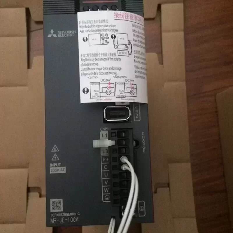 Mitsubishi MR-JE-100A Servo Driver High Performance Servo Motor Driver Mitsubishi MR-JE-100A Servo Driver High Performance Servo Motor Driver