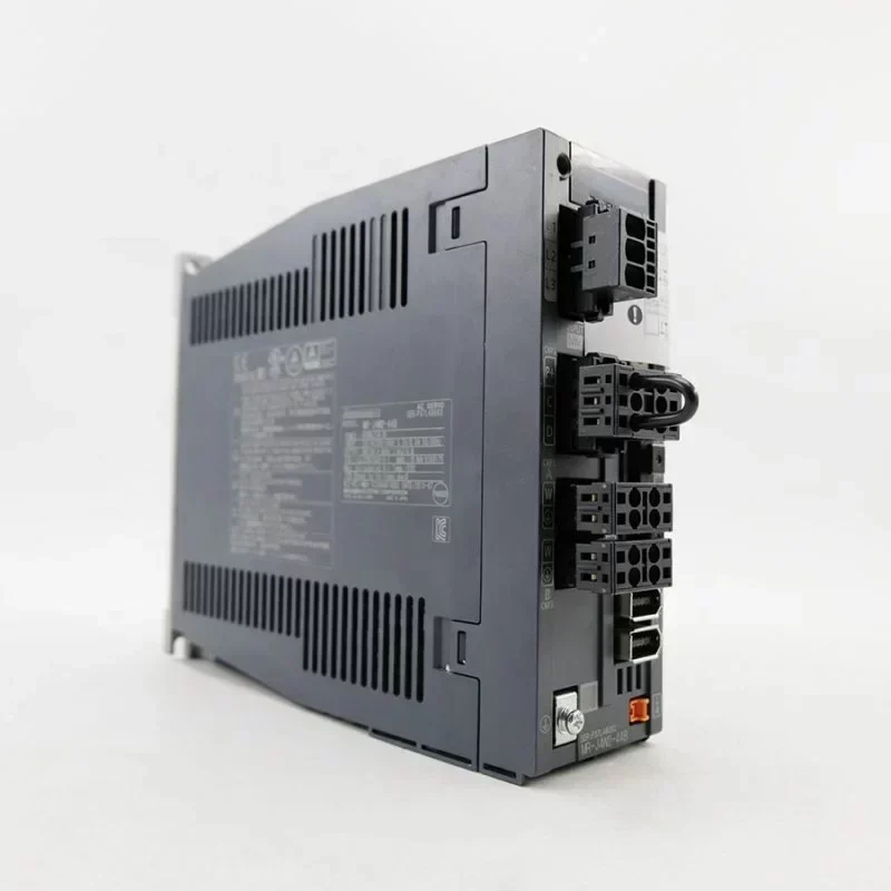PLC MRJ4W244B Mitsubishi Amplifier Drive MR-J4W2-44B Mr-J4 Series AC 380V Servo Driver